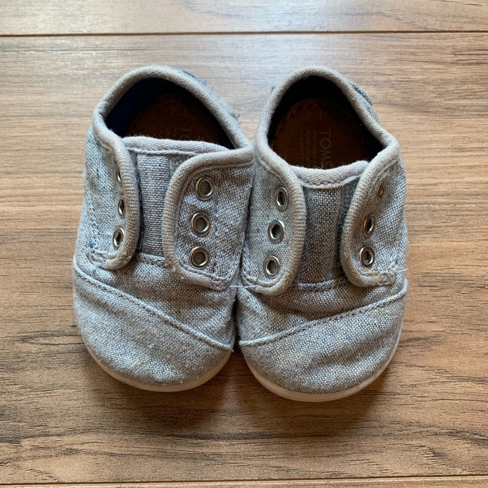 Grey baby girl/boy Toms